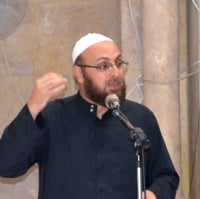 د. منقذ سقار