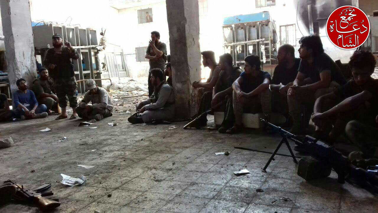 فريق دعاة على الجبهات قبل الهجوم على الراموسة